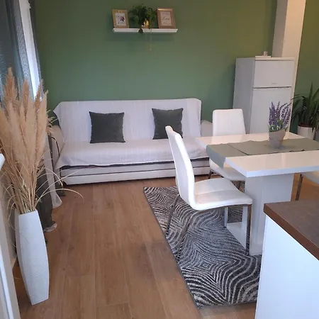 Apartment Pag 6412c *